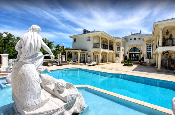 On Demand Pool Services