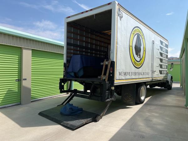 Specialty Moving