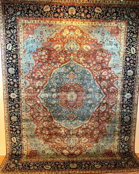 Lang Carpet