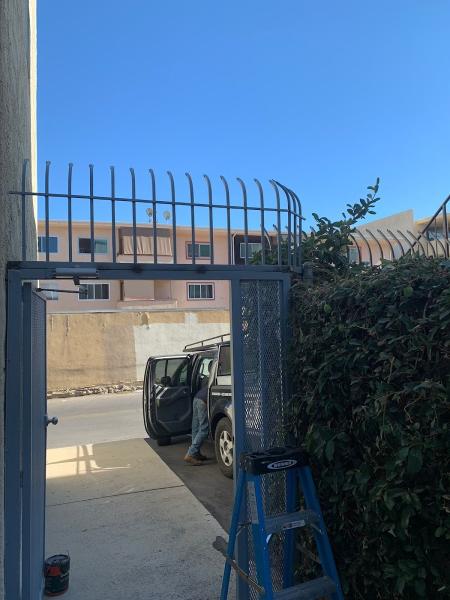Iron Men Gates and Doors Design Service
