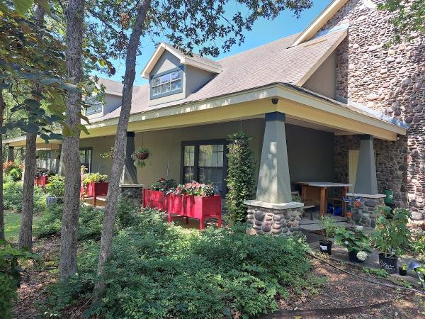 Pro-Service Painting and Remodeling