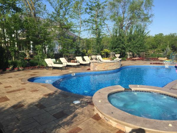 Kansas City Landscaping & Construction