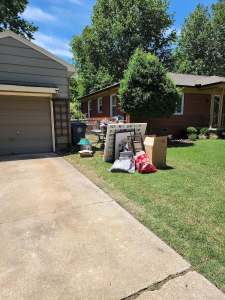 Haulaways Tulsa Junk Removal