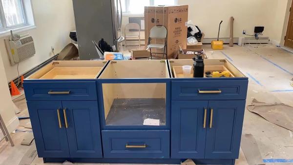 Metro Cabinets & Glass Inc