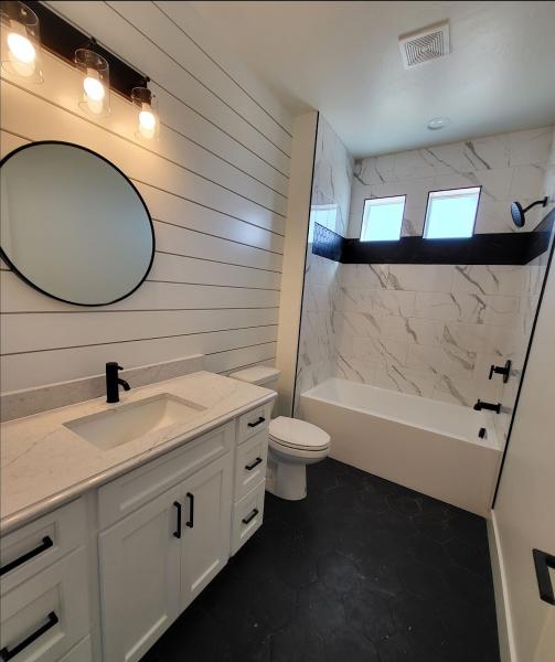 Luis Montero Custom Homes