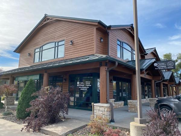 United Country Midwest Lifestyle Properties