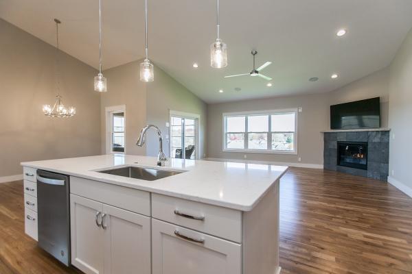 Pinnacle Realty