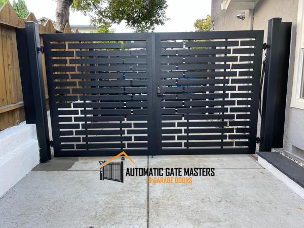 Automatic Gate Masters & Garage Doors