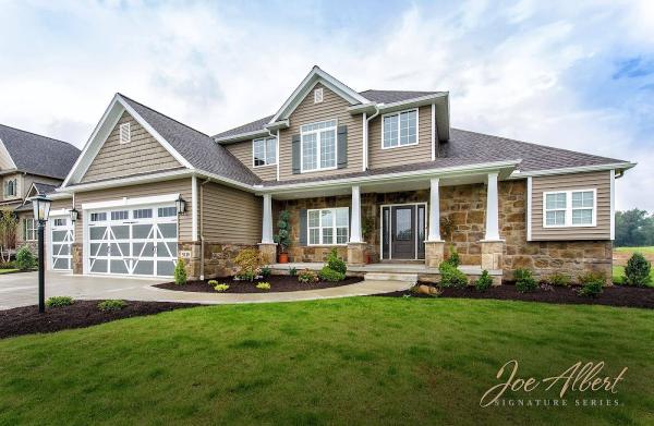 Aurora Custom Homes