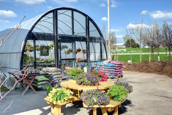 S & H Nursery