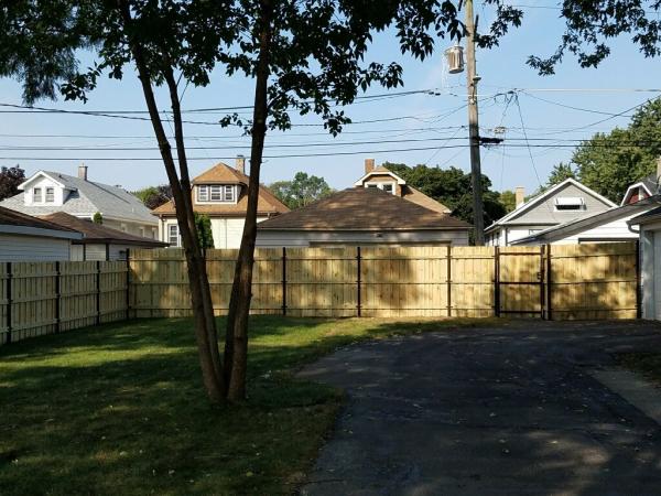 Valencia's Fencing Company