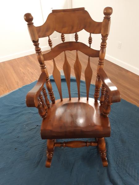 Franks Furniture Service Llc