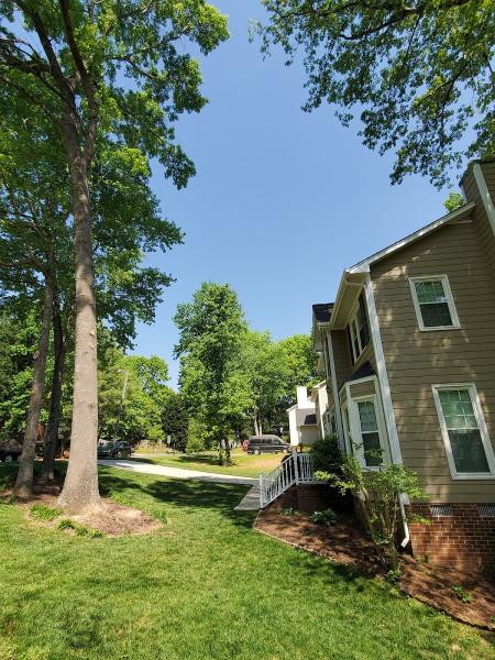 Jbeez Outdoor Experts LLC