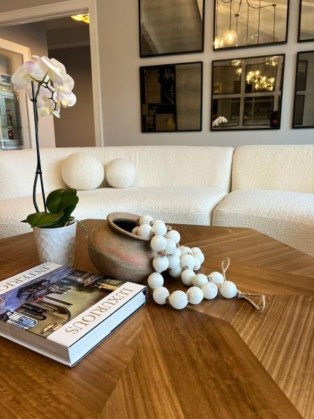 Ariana Designs & Architecture