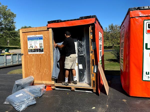 Moving Guys.
