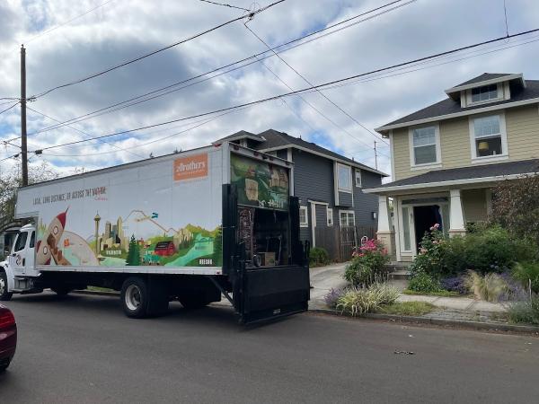 2 Brothers Moving & Delivery