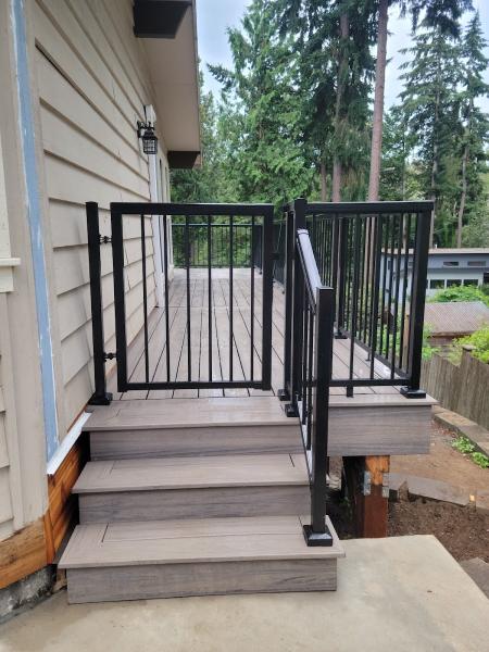 NW Pearl Deck and Fence