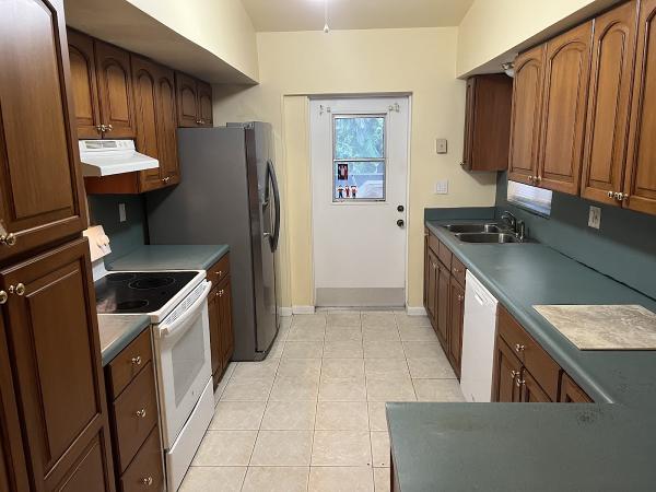 Refresh Cabinet Refinishing