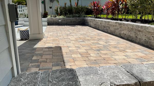 Huge Design Pavers & Landscaping Inc