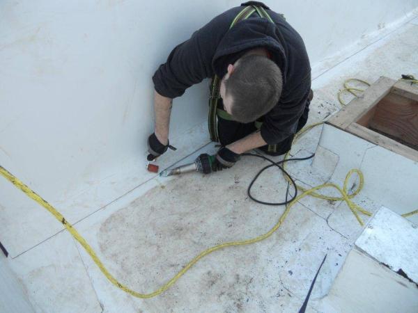 Custom Design Roofing LLC