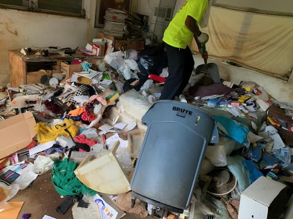 XS Trash