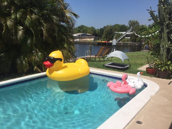 MD Pools
