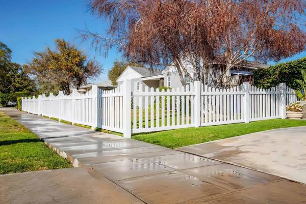 Beachyard Fence