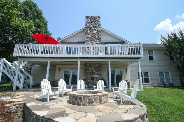 Karen Bolyard Real Estate Group by Exp Realty