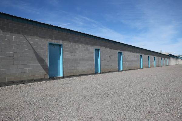 D & V Storage Office