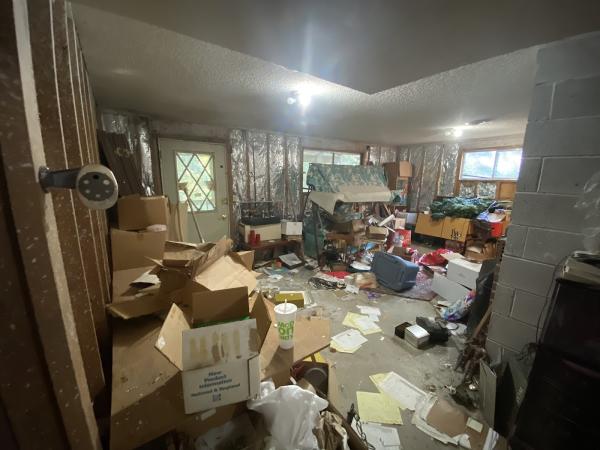 Epic! Estate Sales &cleanouts