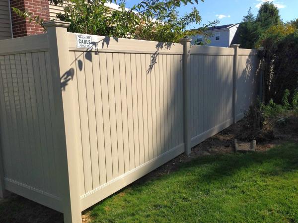 Carls Fence Co Inc