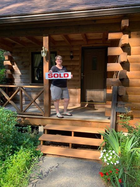 Rachel Davis Real Estate Agent