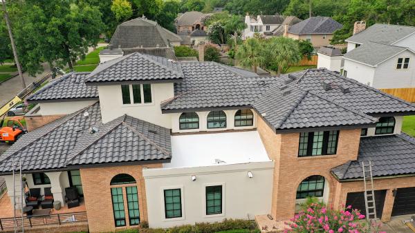 2R Roofing LLC