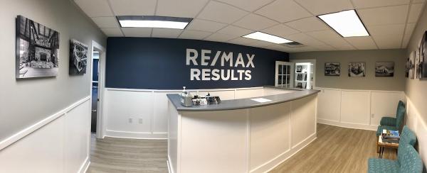 The Scroggin Team @ Re/Max Results