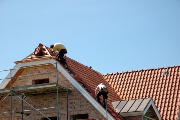 R Glover Roofing