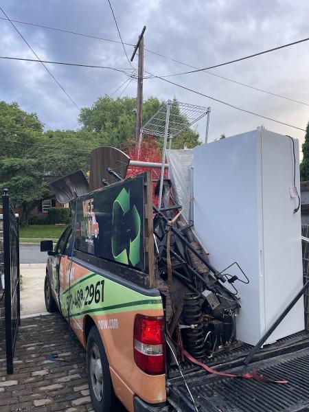 Wee Haul Junk Removal & Hauling