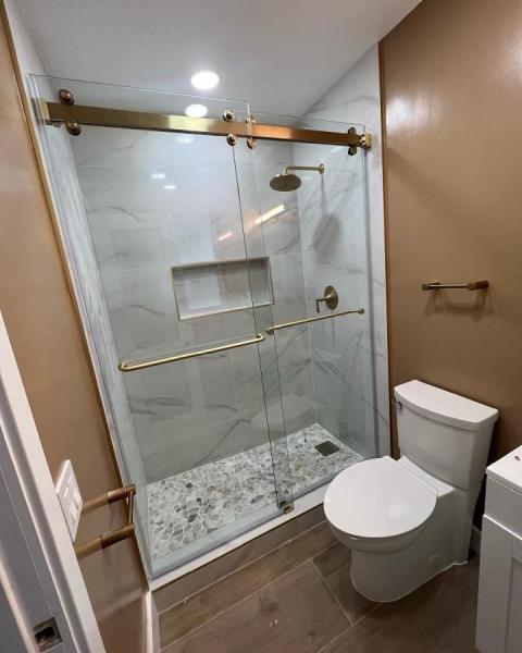 AT General Remodeling & Tile LLC