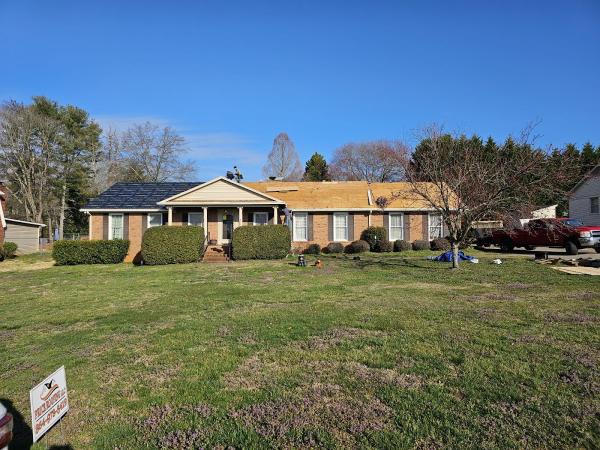 Price Roofing LLC