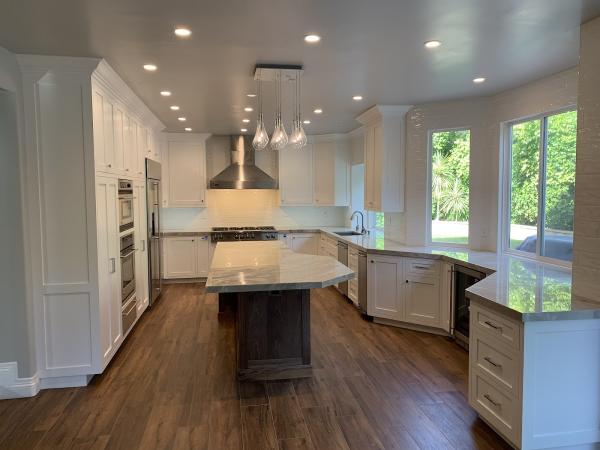 Elegant Cabinetry Inc.