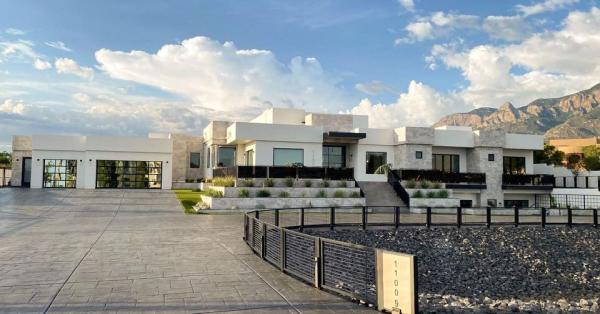 Ron Montoya Designs