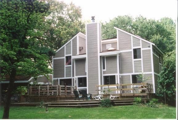 Ivan J Kovac Architect & Associates