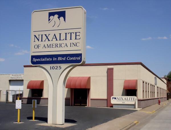 Nixalite