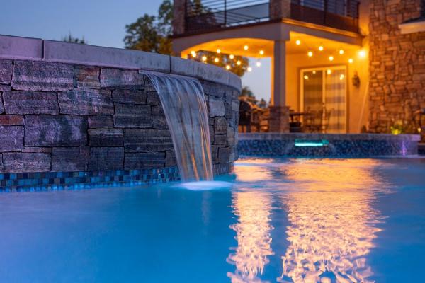 Bluewater Pools & Spas