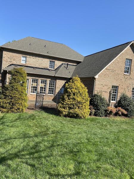 Paradise Roofing LLC