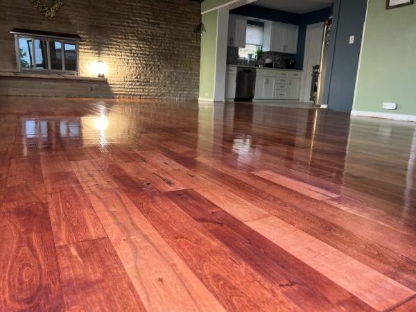Stand Up Flooring