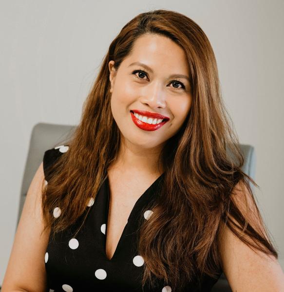 Loraine Nader With Re/Max Crossroads