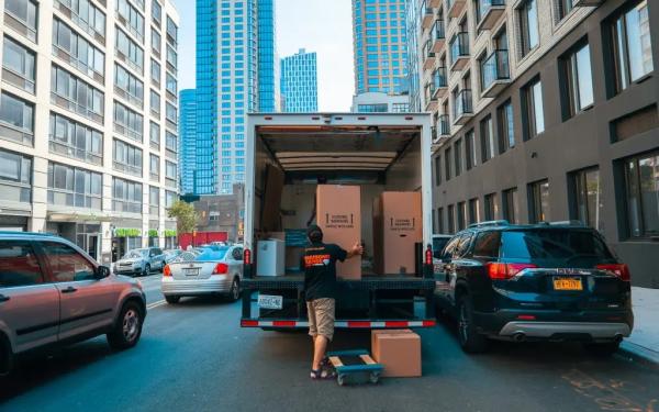 Diamond Hands Moving & Storage NYC
