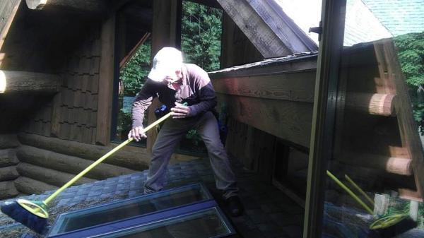Ron's Window Cleaning