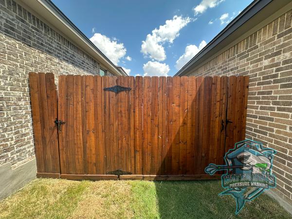 Water Boys Pressure Washing & Staining