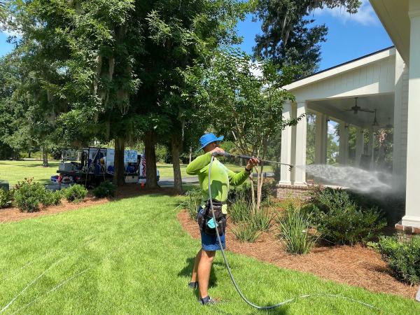 Royal Glass Restoration Windows and Power Washing